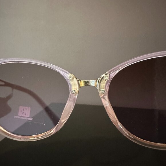 Laundry By Shelli Segal Metal Temple Cat Eye Sunglasses - Picture 12 of 12